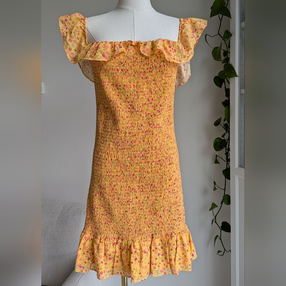 Lovers & Friends Cendall Dress Golden Rod Ditsy - Picture 5 of 10